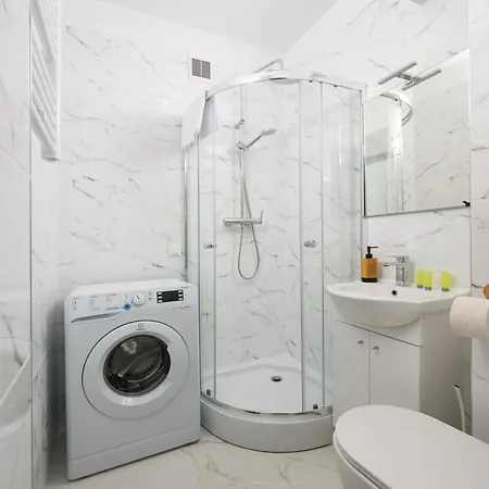 Berek Cosy Studio With A Garden Apartment Warsaw