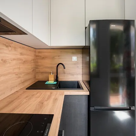 Apartment Berek Cosy Studio With A Garden