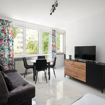 Berek Cosy Studio With A Garden Apartment *