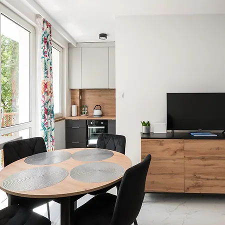 Berek Cosy Studio With A Garden Apartment Warsaw