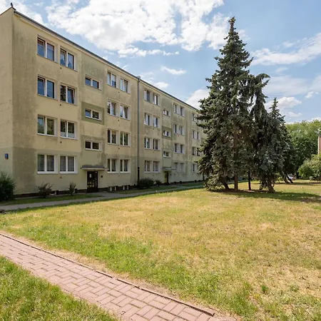 Apartment Berek Cosy Studio With A Garden Warschau